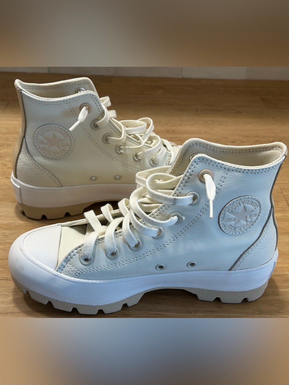 Converse Cream CTAS Lugged Hi